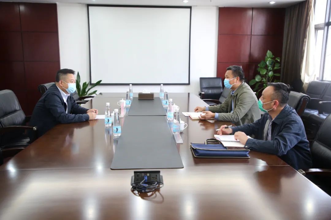 市國資委黨委委員、副主任易堅督導(dǎo)南昌城投集團(tuán)防疫工作